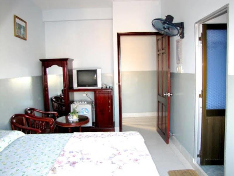 Tuan Vinh Hotel Vũng Tàu Exterior foto